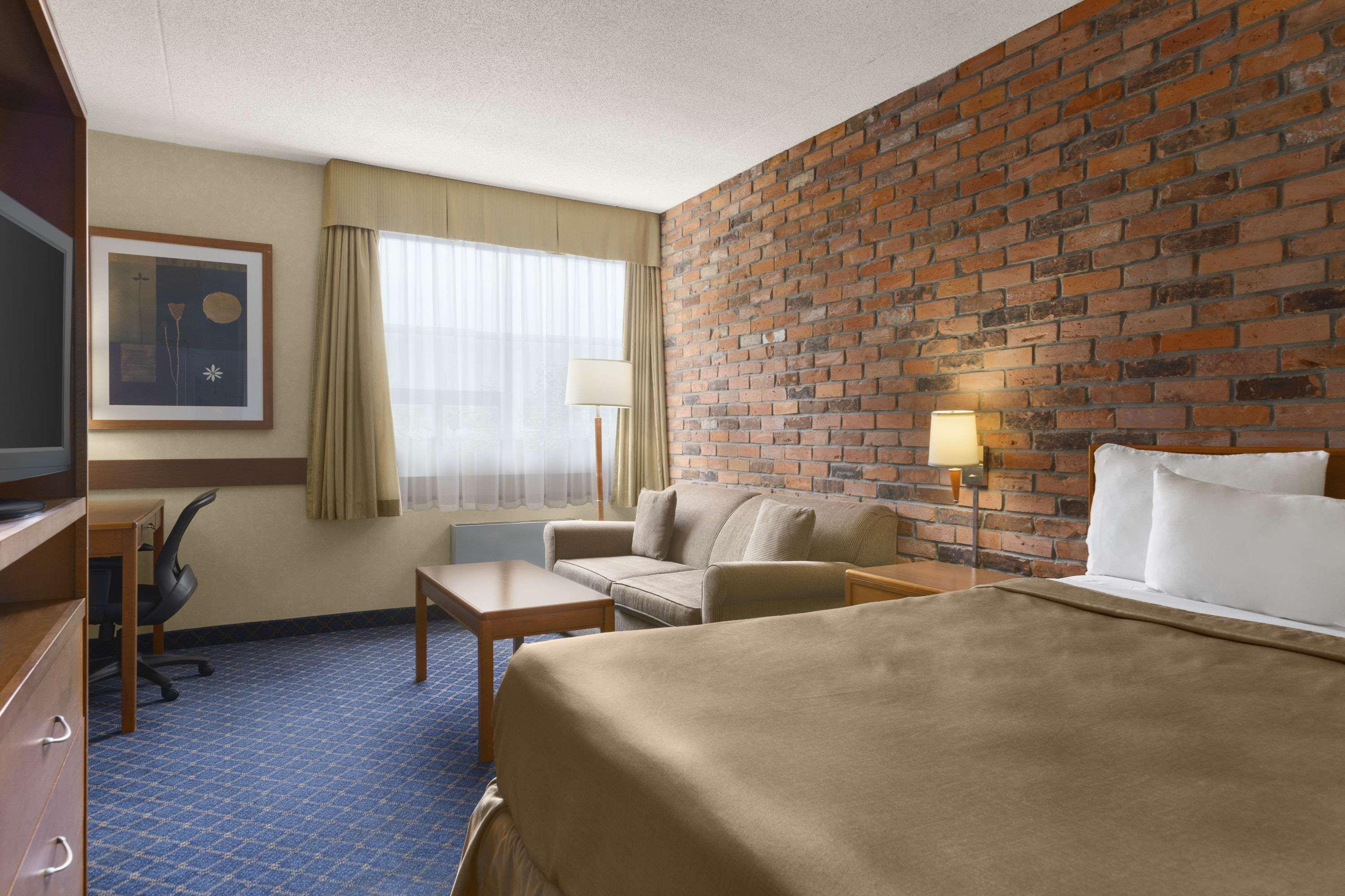 Travelodge By Wyndham Беррі Екстер'єр фото