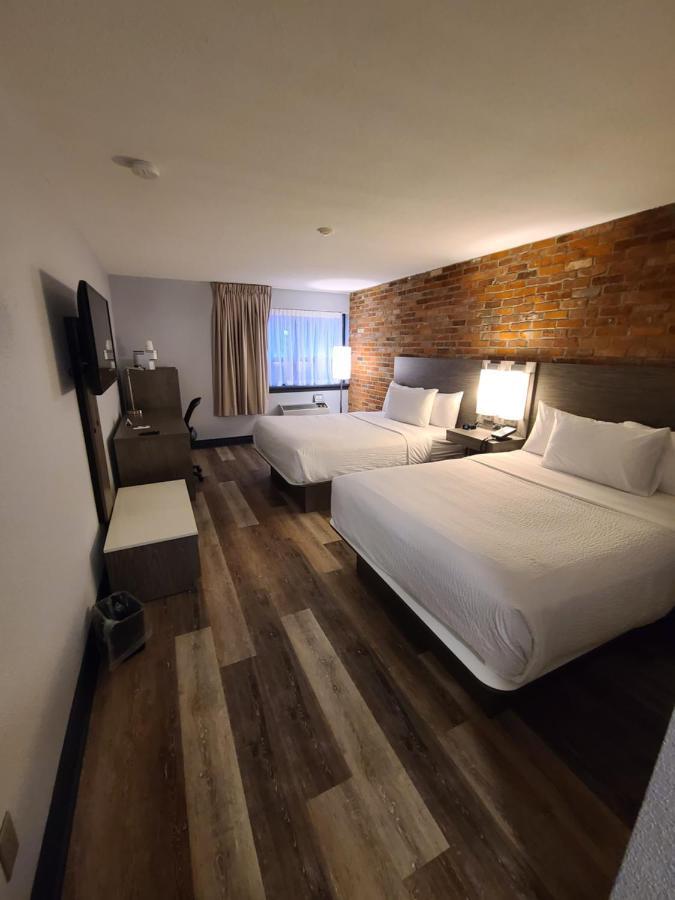 Travelodge By Wyndham Беррі Екстер'єр фото
