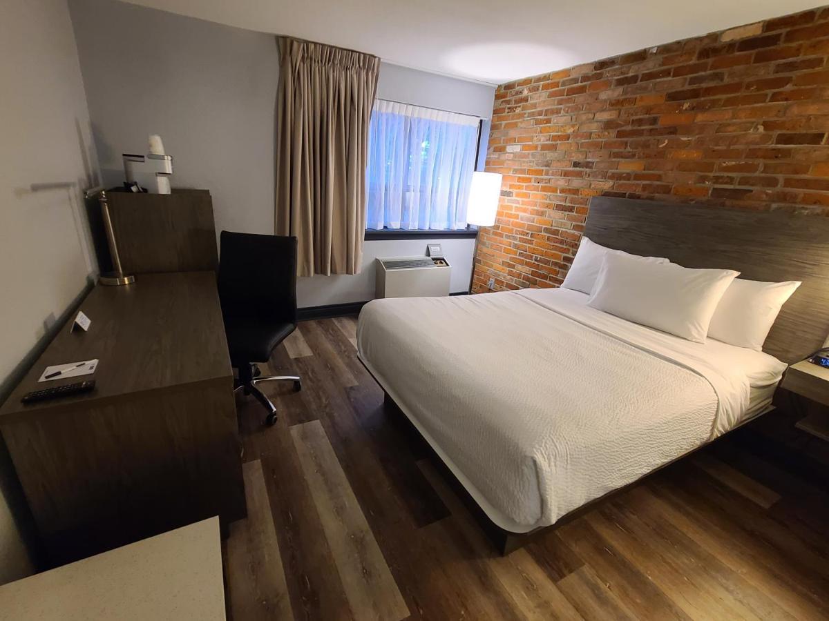 Travelodge By Wyndham Беррі Екстер'єр фото