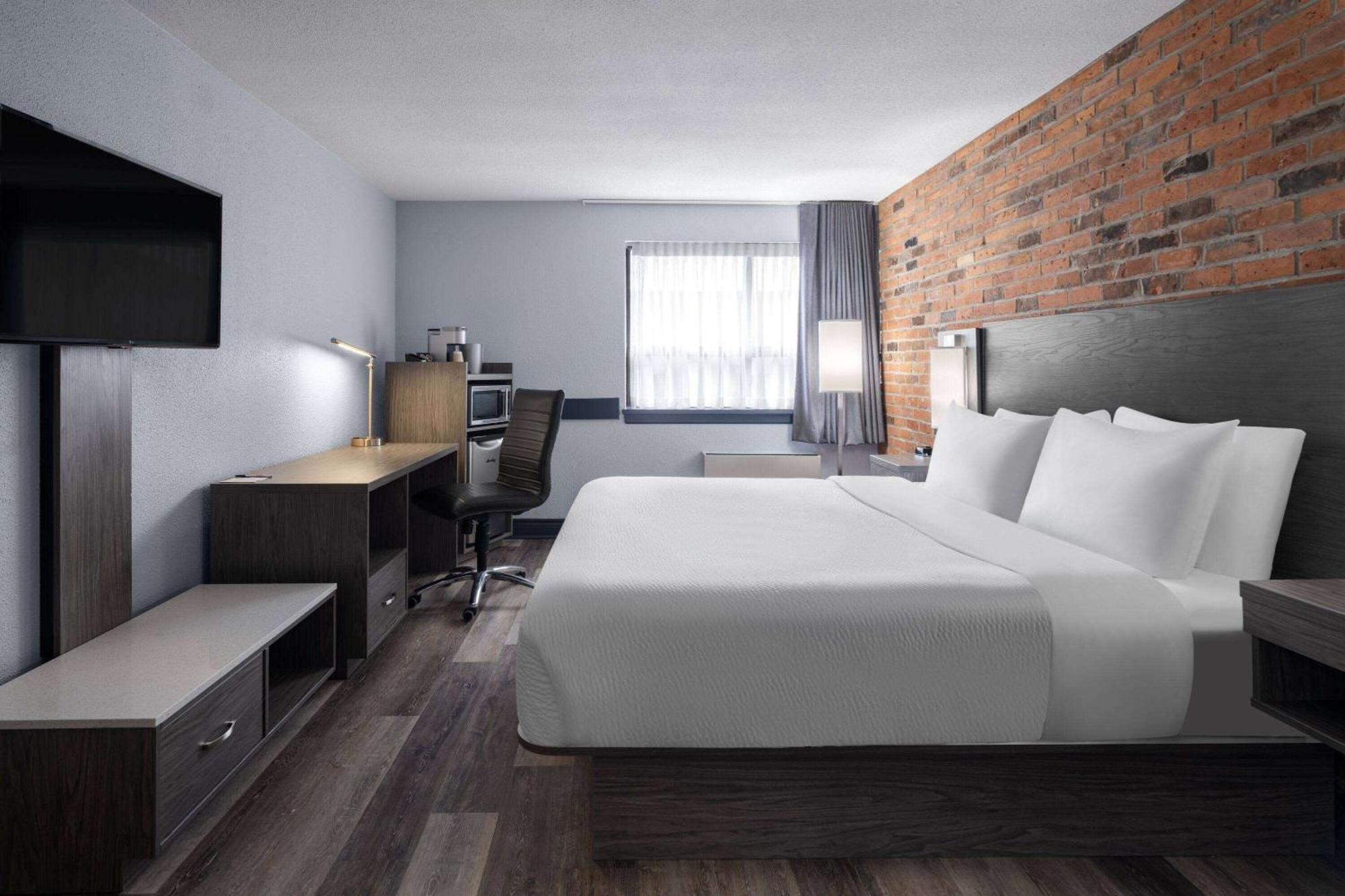 Travelodge By Wyndham Беррі Екстер'єр фото