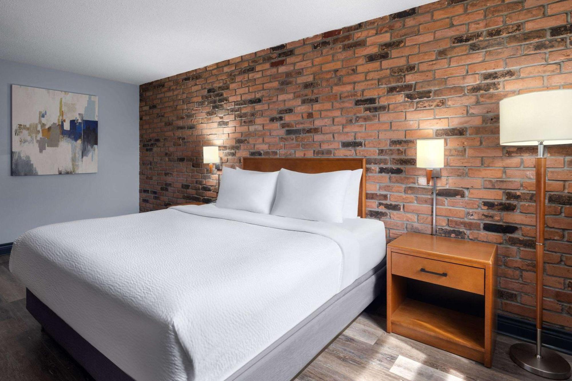 Travelodge By Wyndham Беррі Екстер'єр фото