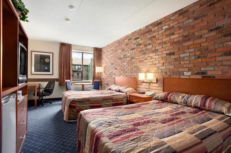 Travelodge By Wyndham Беррі Екстер'єр фото