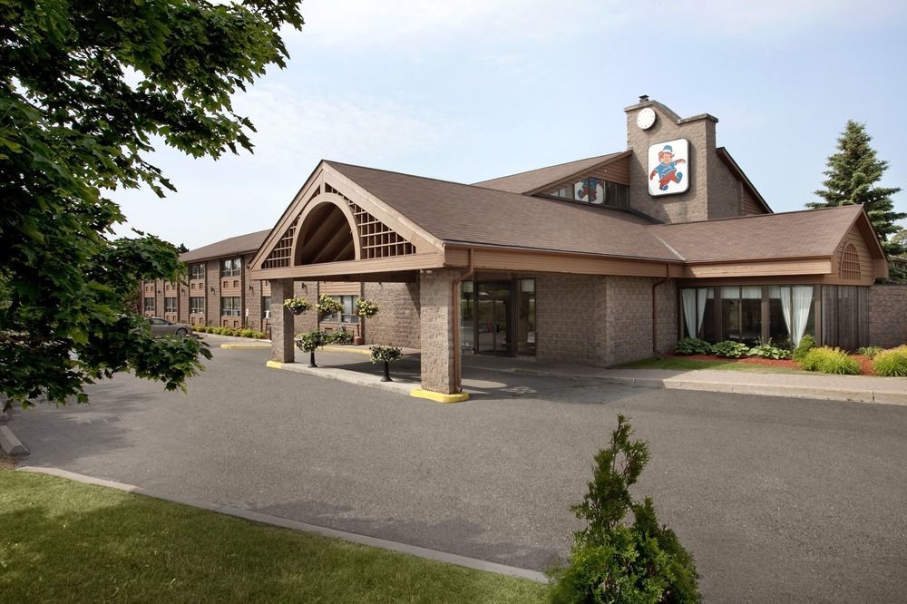 Travelodge By Wyndham Беррі Екстер'єр фото